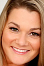 Bethany Taylor Uses a Dildo