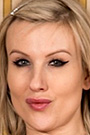 Evey Kristal Displays Her Pussy